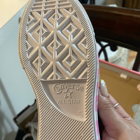 Chuck Taylor Hello Kitty platform from Converse - Picture 5 of 7